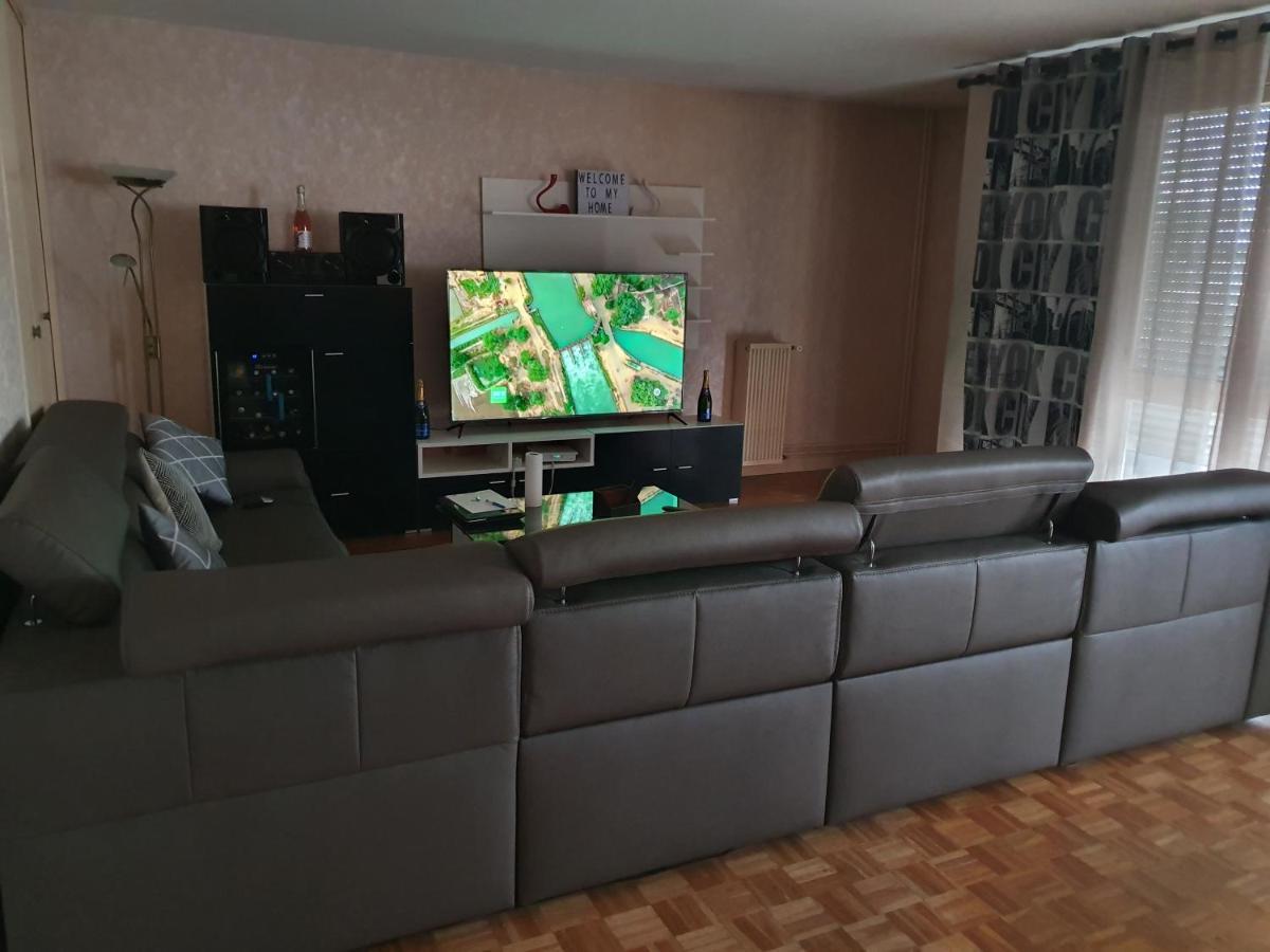 Dans Grand Appart De 113M2 Proche Paris Creil Luaran gambar