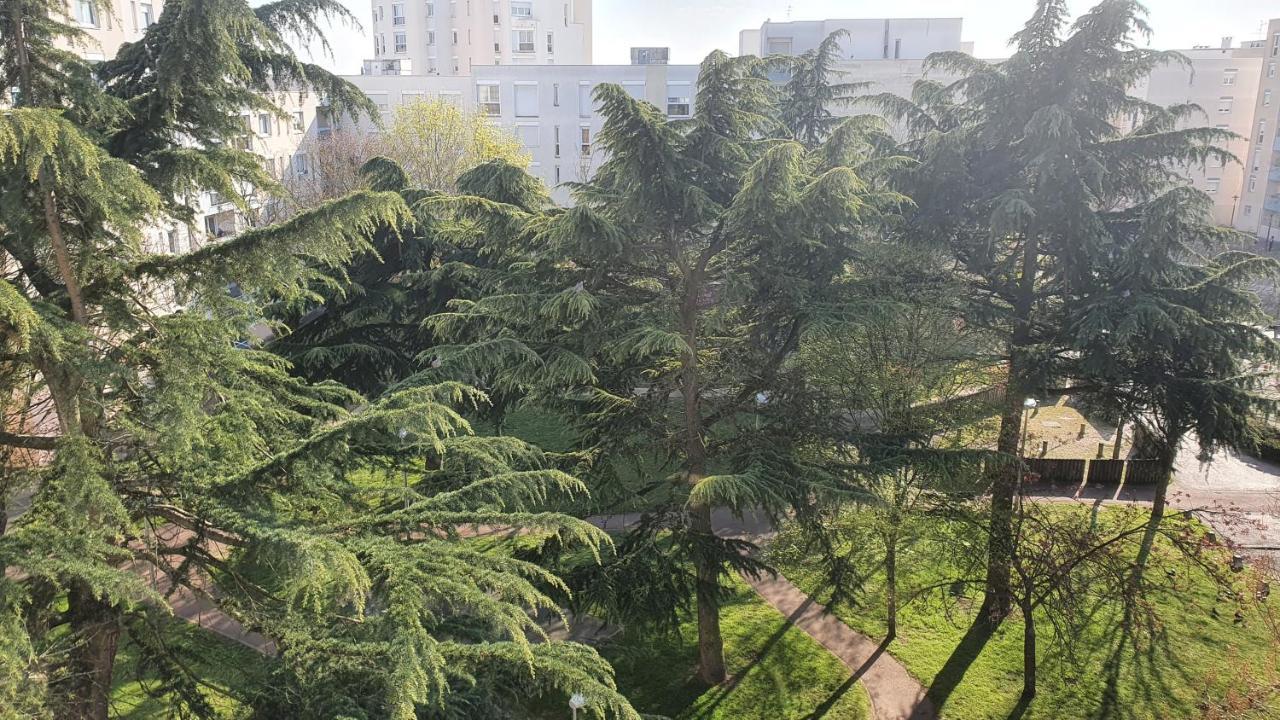 Dans Grand Appart De 113M2 Proche Paris Creil Luaran gambar