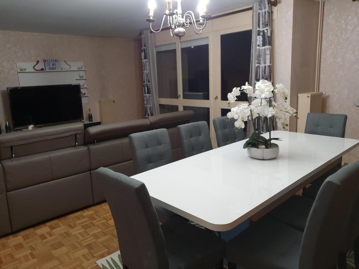 Dans Grand Appart De 113M2 Proche Paris Creil Luaran gambar
